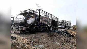 Madhya Pradesh farmers' protest: Agitations spread to Rewa, people use onions to block highway