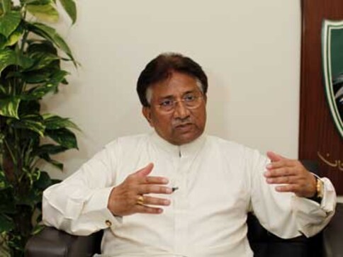 Benazir Bhutto assassination case: Pervez Musharraf accuses Asif Ali Zardari of involvement in murder Benazir Bhutto assassination case: Pervez Musharraf accuses Asif Ali Zardari of involvement in murder
