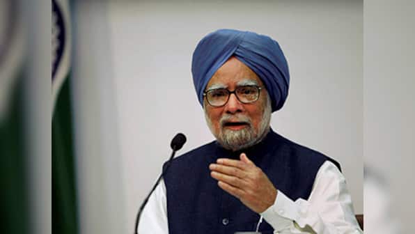 Manmohan Singh's objections deceptive: Attending dinner meeting with Pakistan officials shows poor judgement