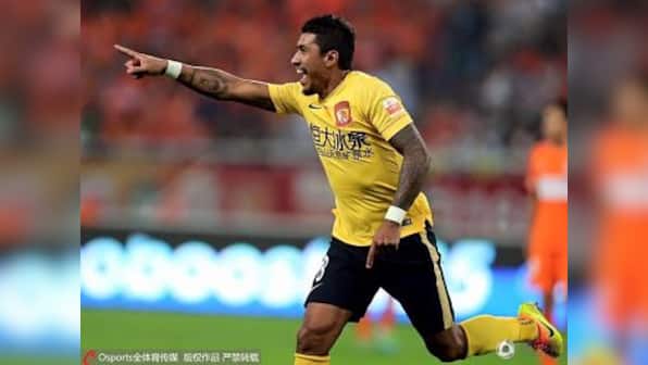 Paulinho's move to Barcelona unlikely due to new transfer regulations, says Luiz Felipe Scolari