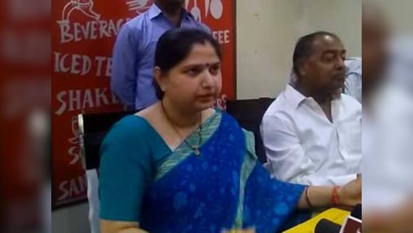 Remember Swachh Bharat Mission? UP BJP MP Priyanka Rawat doesn't, tosses plastic bottle into Saryu river