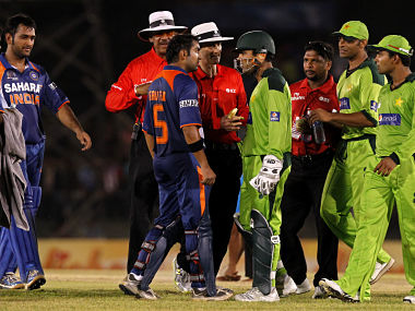 India vs Pakistan: Javed Miandad's frog jump, Harbhajan sledging Shoaib, and other top on-field clashes India vs Pakistan: Javed Miandad's frog jump, Harbhajan sledging Shoaib, and other top on-field clashes