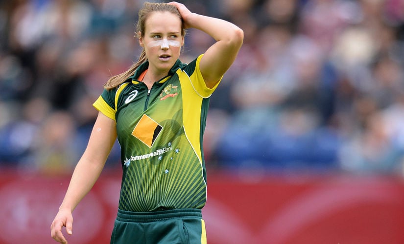 Cricket - England v Australia - Women's Ashes Series 2015 - Third NatWest T20 International - SSE SWALEC Stadium, Cardiff, Wales - 31/8/15 Australia's Ellyse Perry Reuters / Philip Brown Livepic - RTX1QEK9