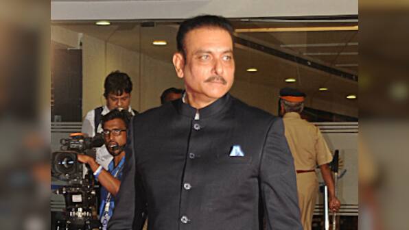 Anil Kumble resigns: Ravi Shastri set to apply for chief coach's post, provides twist in the tale