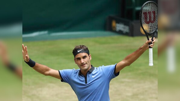 Halle Open: Roger Federer moves into 13th straight semi-final, Alexander Zverev beats Philipp Kohlschreiber