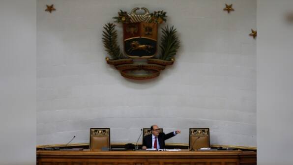 Venezuelan Parliament attacked by armed civilian groups; several legislators and reporters injured