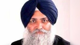 Video of Akali leader Virsa Singh Valtoha threatening police goes viral, Congress condemns incident