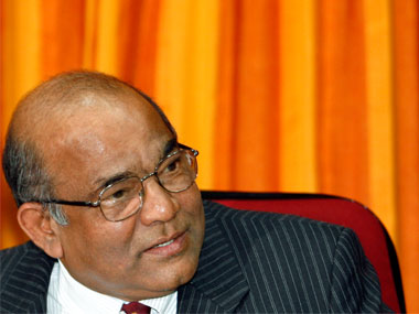 Former RBI chief YV Reddy wants govt to take steps to curb black market deals in gold Former RBI chief YV Reddy wants govt to take steps to curb black market deals in gold