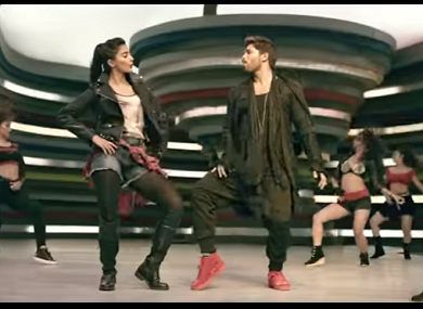 Duvvada Jagannadham: Allu Arjun steals the show with his moves in new 'Seeti Maar' song Duvvada Jagannadham: Allu Arjun steals the show with his moves in new 'Seeti Maar' song