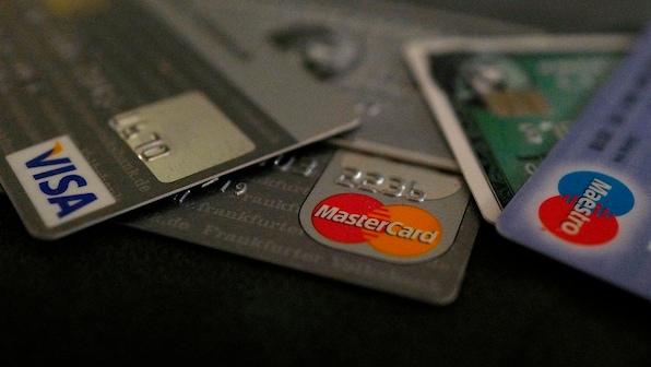 UK bank has started testing debit cards with built-in fingerprint sensors