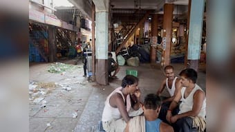 Punjab farmers dump potatoes on road in Mohali, demand remunerative price for crop