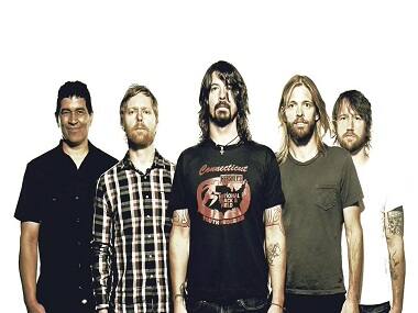 Foo Fighters surprise fans; release new song 'Run' after 2015