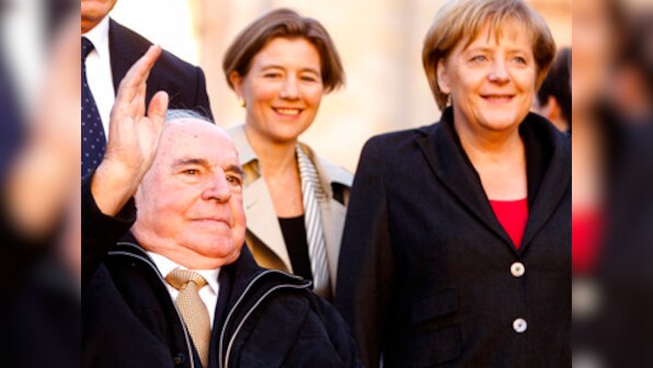 Helmut Kohl, former German chancellor who reunited Germany after Cold War, dies at 87