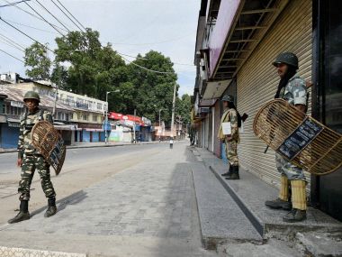 Kashmir unrest: Mobile internet suspended in Valley after 20-year-old killed by police Kashmir unrest: Mobile internet suspended in Valley after 20-year-old killed by police