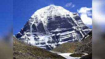 First batch of pilgrims departs for Kailash Mansarovar Yatra from Sikkim; will reach Nathu La on 20 June