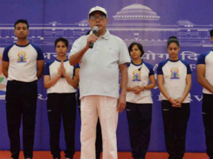 International Yoga Day 2017: Pranab Mukherjee praises initiative, says yoga provides physical, mental well-being