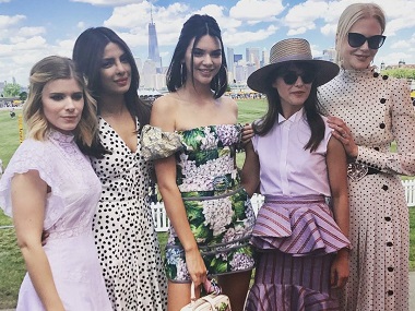 Priyanka Chopra's Hollywood brunch, Big B's monsoon woes: Social Media Stalker's Guide Priyanka Chopra's Hollywood brunch, Big B's monsoon woes: Social Media Stalker's Guide