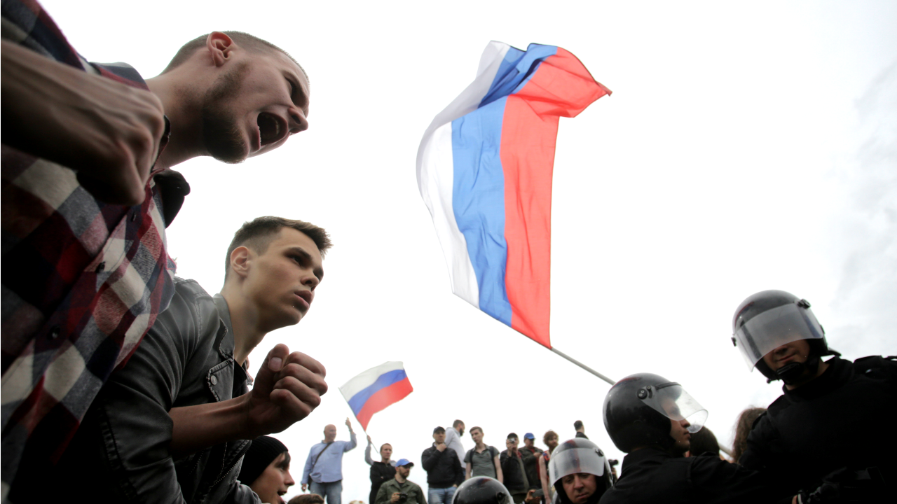 Putin critic Alexei Navalny arrested; 200 protesters ...