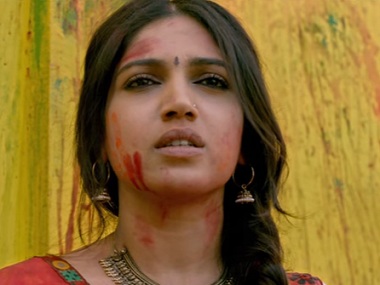 'Has Mat Pagli' from Toilet: Ek Prem Katha is a light, upbeat number; but what's with the odd video? 'Has Mat Pagli' from Toilet: Ek Prem Katha is a light, upbeat number; but what's with the odd video?