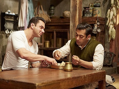 Tubelight Day 9 box office collection: Salman Khan-starrer's slow ride continues; earnings at Rs 113 crore Tubelight Day 9 box office collection: Salman Khan-starrer's slow ride continues; earnings at Rs 113 crore