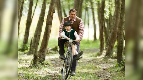 Tubelight: Understanding the sentiments of the anti-war film by looking at Hollywood, WW II