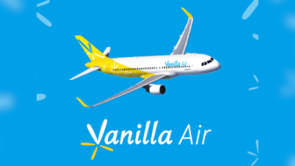 Japanese low cost airways apologises for forcing wheelchair-bound man to crawl up to board flight