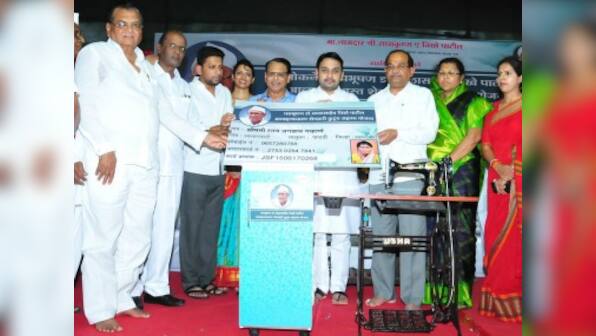 Maharashtra Opposition leader Radhakrishna Vikhe-Patil adopts 208 farmers' families hit by agrarian crisis