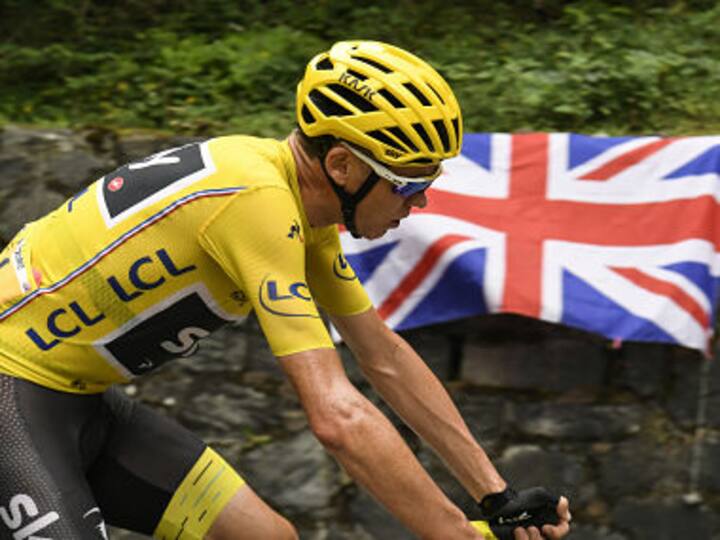 Tour de France 2017: Chris Froome holds on to yellow jersey as Primoz Roglic wins Stage 17 in Alps