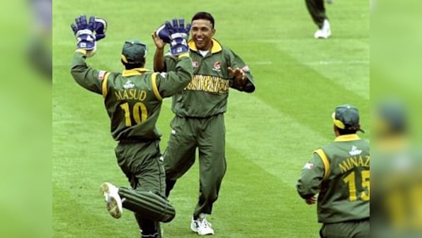 Ex-Bangladesh captain Khaled Mahmud suffers stroke, to be taken to Singapore for further treatment