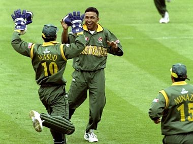 Ex-Bangladesh captain Khaled Mahmud suffers stroke, to be taken to Singapore for further treatment Ex-Bangladesh captain Khaled Mahmud suffers stroke, to be taken to Singapore for further treatment