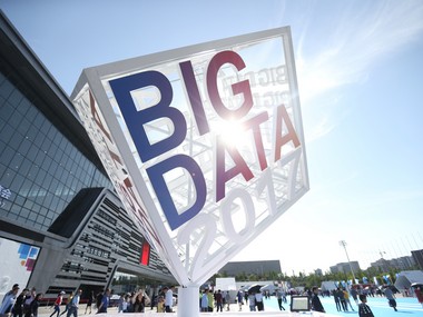 Big data analytics in healthcare: Fuelled by wearables and apps, medical research takes giant leap forward Big data analytics in healthcare: Fuelled by wearables and apps, medical research takes giant leap forward