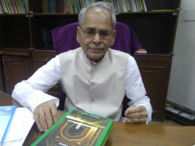 Textbooks need overhaul as they are creating 'activists', not educating students, says research body chief Textbooks need overhaul as they are creating 'activists', not educating students, says research body chief