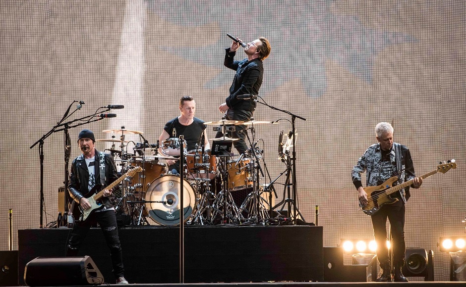 Irish rock band U2 perform Joshua Tree tour in UK; pay tribute to slain ...