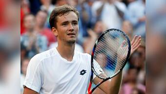 Wimbledon 2017: Daniil Medvedev apologises for controversial 'coin-throwing' gesture at umpire