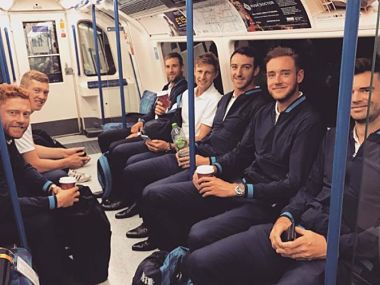 England vs South Africa: Joe Root and Co travel by London's Tube to reach stadium for third day's play England vs South Africa: Joe Root and Co travel by London's Tube to reach stadium for third day's play