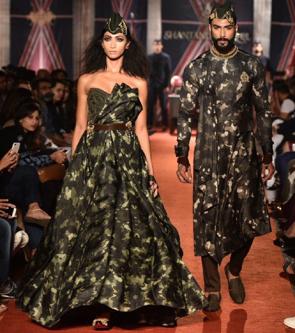 The clothes are inspired by the military. Therefore, there is a lot of green and blue. Image from Twitter/shantanunikhil. The clothes are inspired by the military. Therefore, there is a lot of green and blue. Image from Twitter/shantanunikhil.