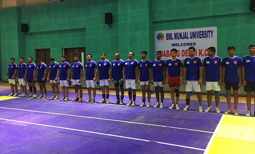 Dabang Delhi players have a good balance of youth and experience. Twitter/@DabangDelhiKC
