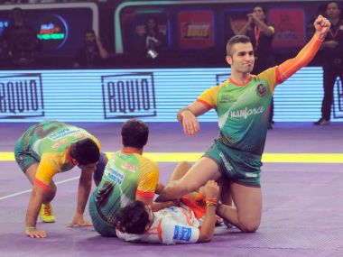 Pro Kabaddi League 2017: From Surender Nada to Amit Hooda, a look at the best defenders Pro Kabaddi League 2017: From Surender Nada to Amit Hooda, a look at the best defenders
