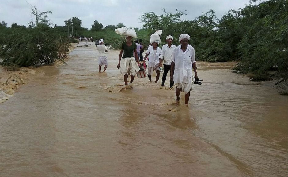 Army Steps In For Rescue Operations As Rains Continue To Ravage Gujarat ...