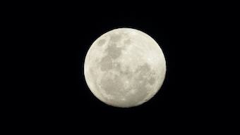 Guru Purnima 2017: NASA tweets about full moon, Indian twitterati rejoice