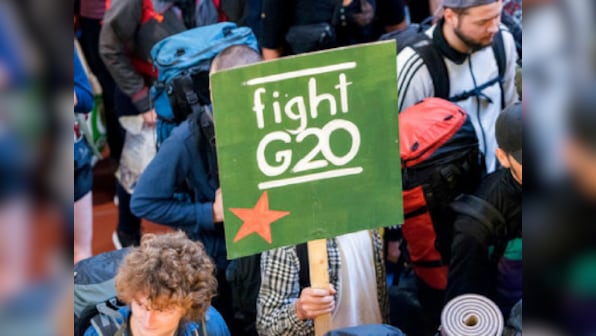 G20 Summit: Hamburg police fear further violent clashes on final day of global event
