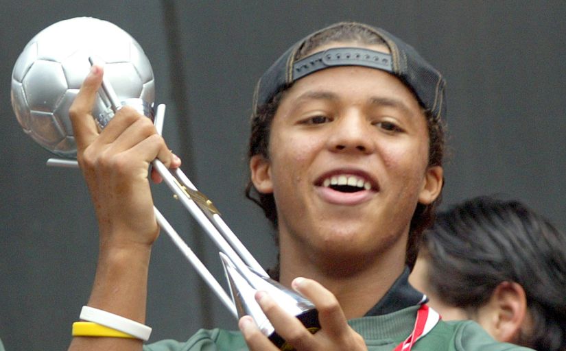 Giovanni dos Santos has failed to be the top player he was expected to be in 2005. Reuters