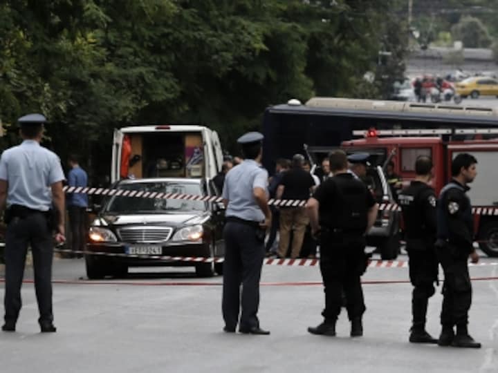 Greek police arrest eight for beating American national Bakari Henderson to death