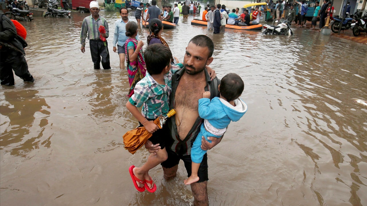 gujarat-floods-10-000-people-evacuated-after-sabarmati-river-overflows