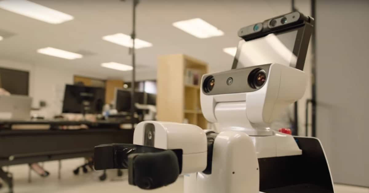 Toyota's Human Support Robot has successful trial, helps US war veteran ...