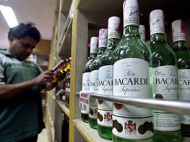 Liquor can't be sold without scanning bar-code in Delhi after 15 February; state govt warns outlets of 'strict action'
