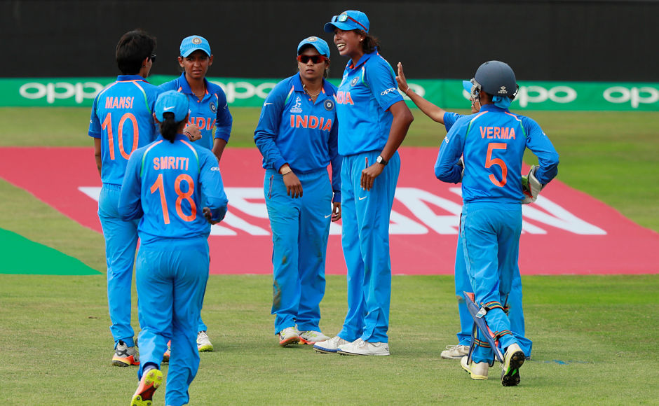 India maintain winning streak with 16-run victory over Sri Lanka in 2017 Women's World Cup India maintain winning streak with 16-run victory over Sri Lanka in 2017 Women's World Cup