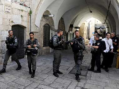 Jerusalem holy site conflict: Israel to remove metal detectors after multiple incidents of violence