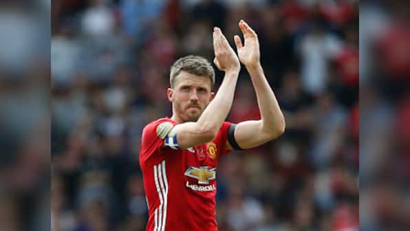 Premier League: Manchester United midfielder Michael Carrick confirms retirement at end of season