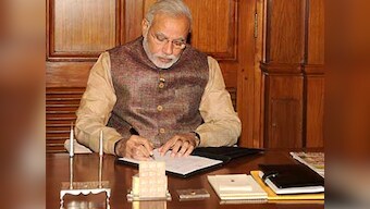 Farmers' group accuses Narendra Modi of hypocrisy over his statement on cow vigilantes